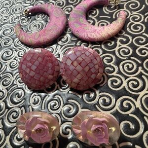 Chic Pink Earrings Set